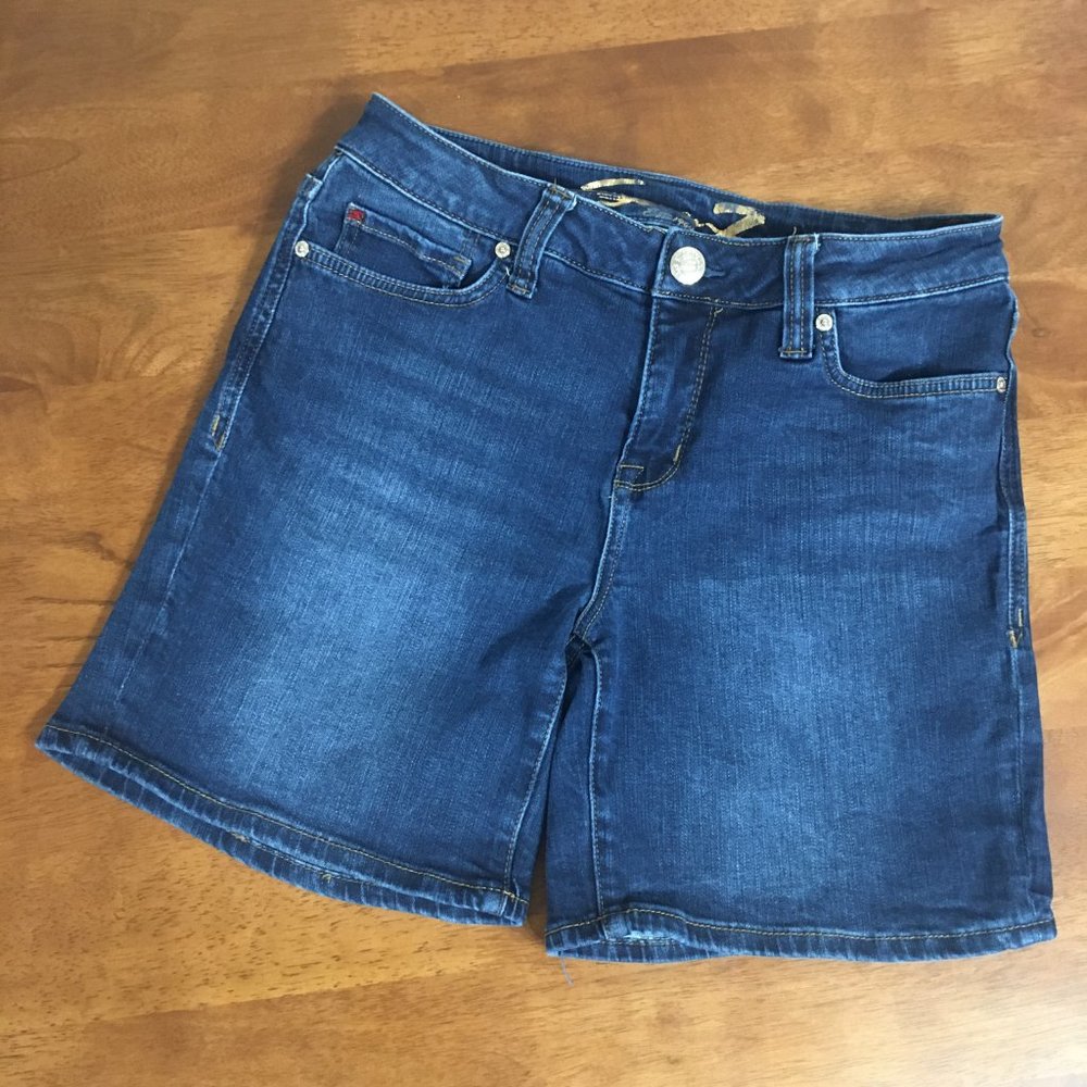 Ladies/Juniors Seven7 Denim Jean Shorts